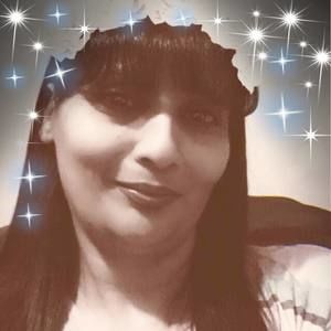 Meet your Posher, Gloria